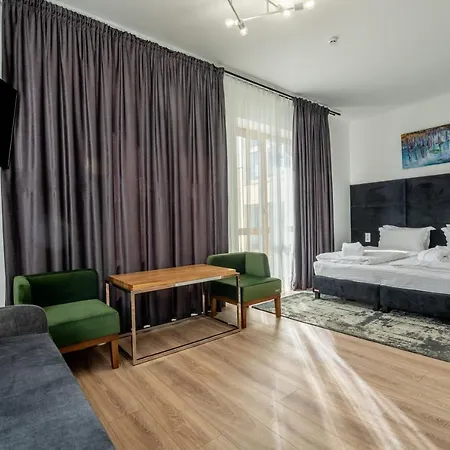 山林小屋 Fomich 布克维